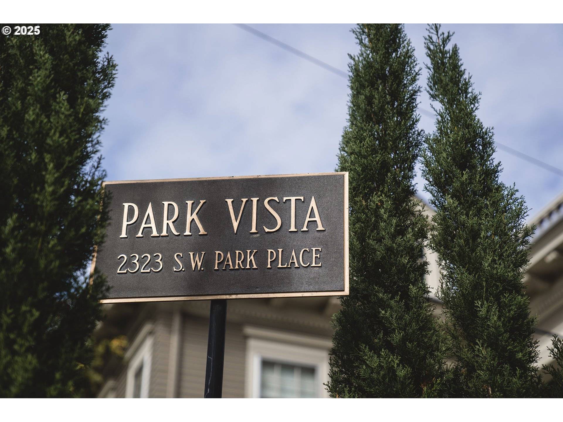 Portland, OR 97205,2323 SW PARK PL #502