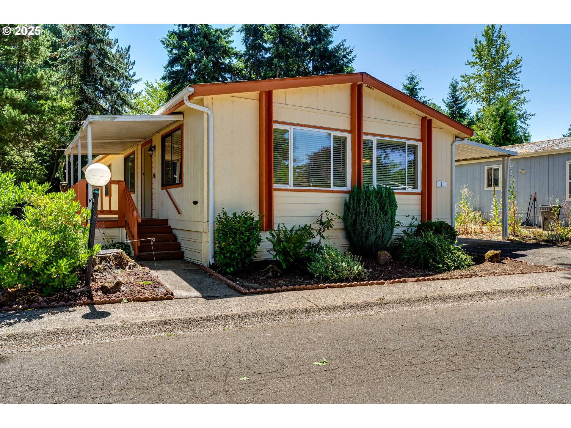 1475 GREEN ACRES RD #06, Eugene, OR 97408