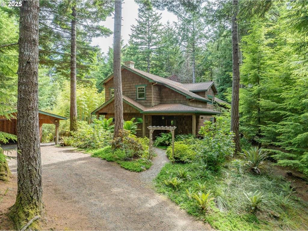 Bandon, OR 97411,56190 BULLARDS FERRY RD