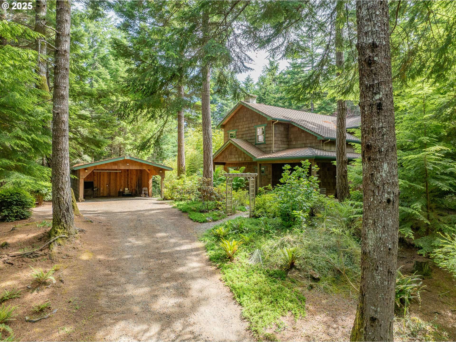 Bandon, OR 97411,56190 BULLARDS FERRY RD