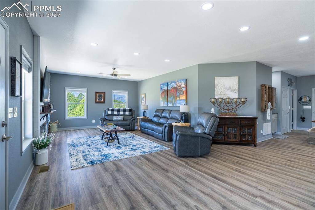 Westcliffe, CO 81252,333 Della Fox LN