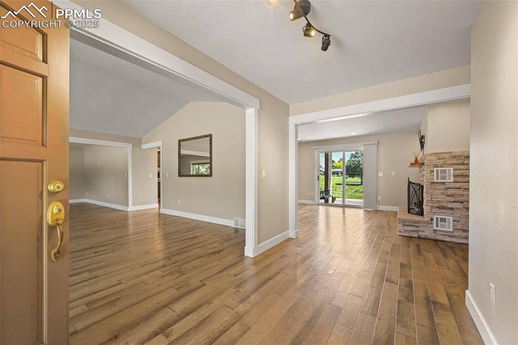 Colorado Springs, CO 80904,3455 Hill CIR