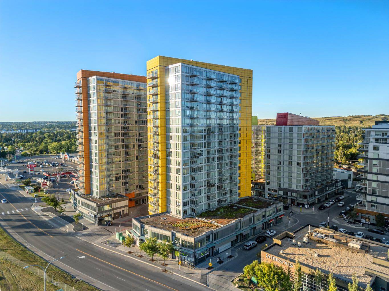 3820 Brentwood RD Northwest #803, Calgary, AB T2L 2L5