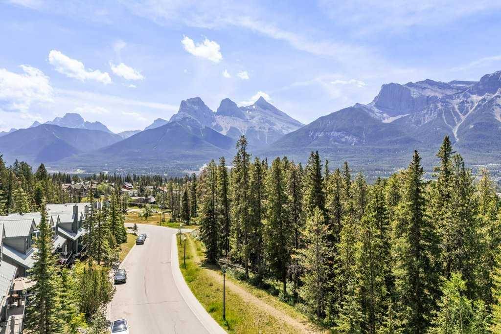 Canmore, AB T1W 1G1,200 Benchlands TER #1