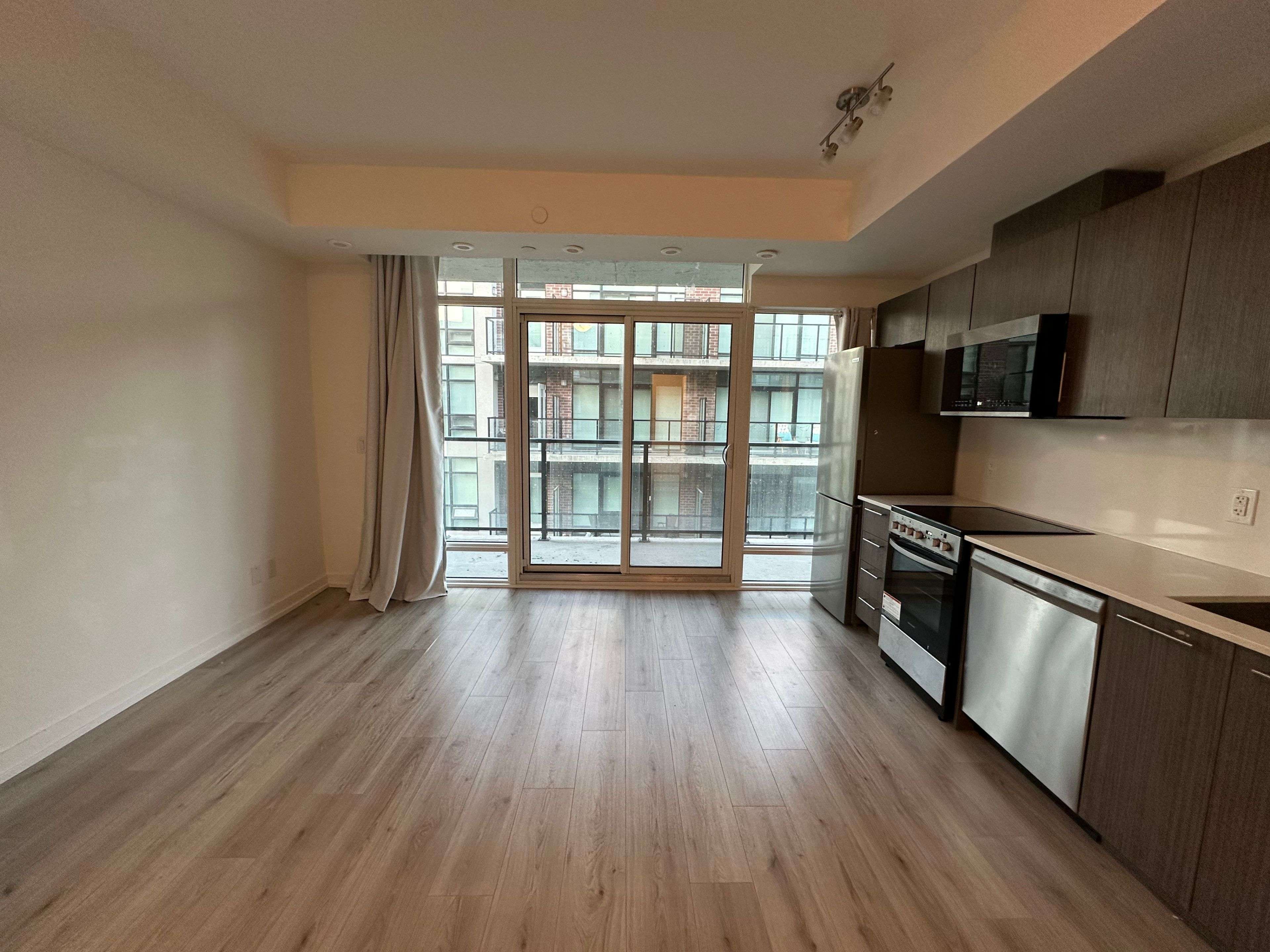 Toronto C06, ON M3H 0E9,861 Sheppard AVE W #15