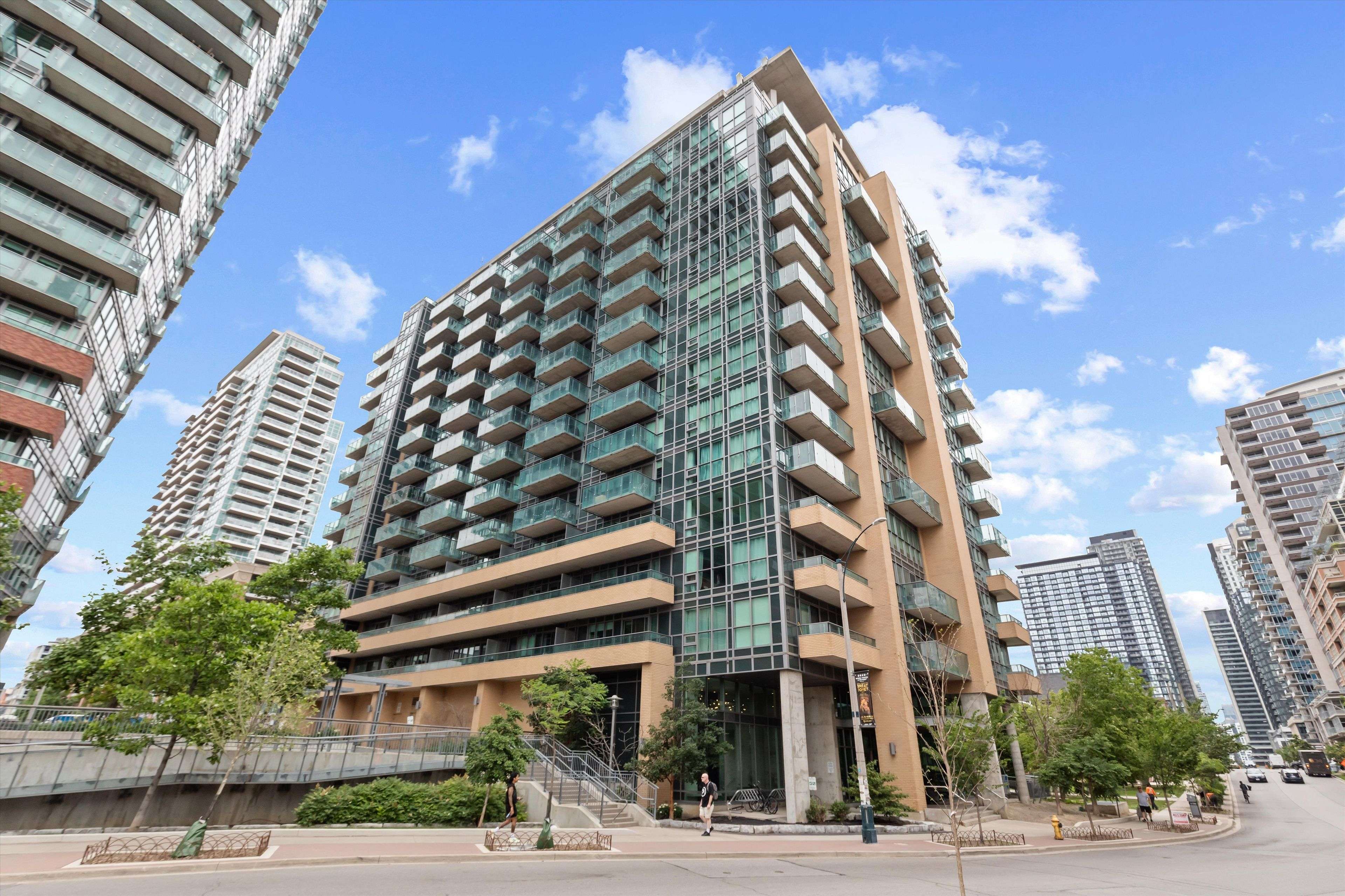 69 Lynn Williams ST #1110, Toronto C01, ON M6K 3R7