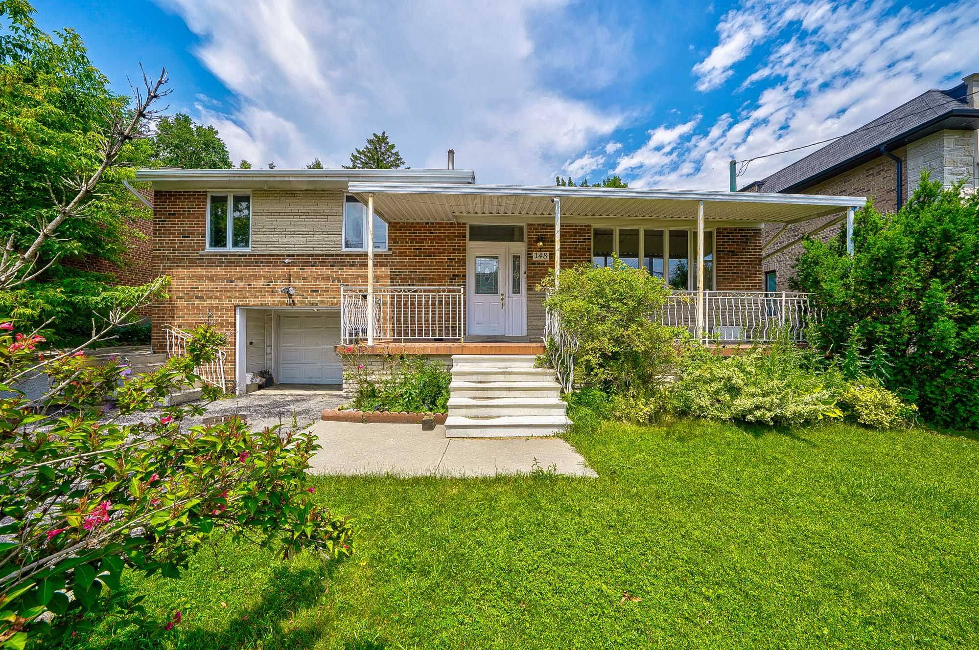 148 Newton DR, Toronto C14, ON M2M 2N3