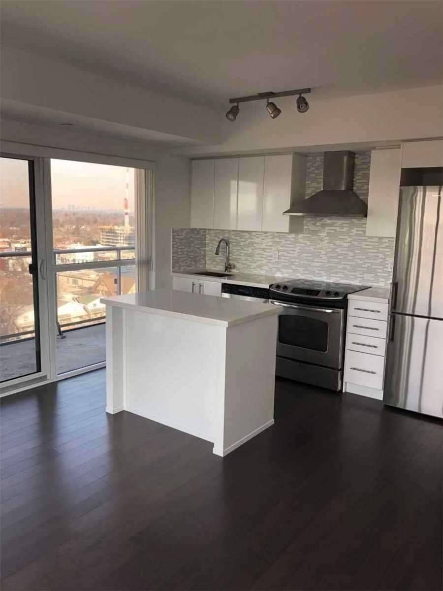 Toronto C03, ON M4R 1B9,58 Orchard View BLVD #2002