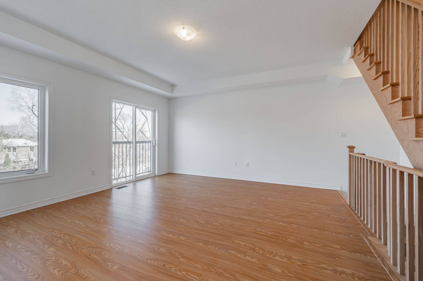 Toronto E04, ON M1L 0C9,89 Pidgeon ST