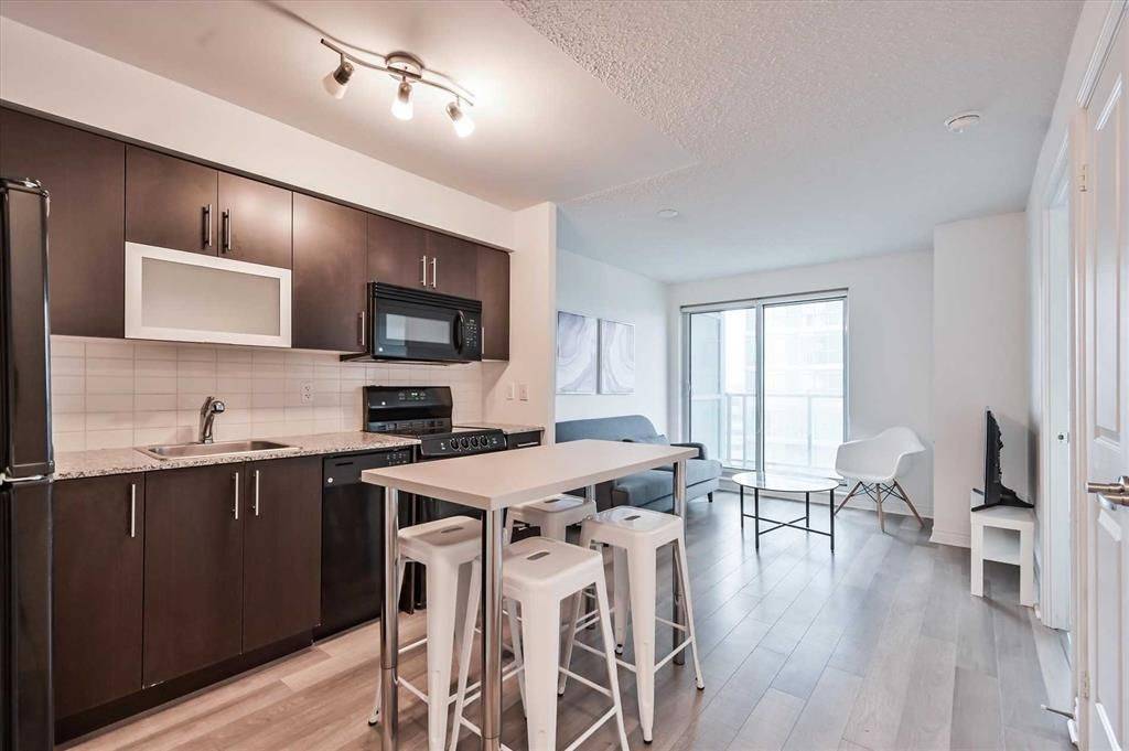 Toronto E09, ON M1P 0A9,50 Town Centre CT #1706