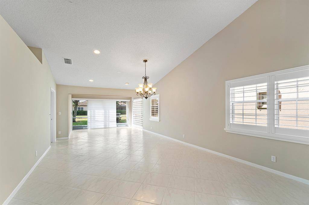 Delray Beach, FL 33446,7742 Coral Lake Dr #1