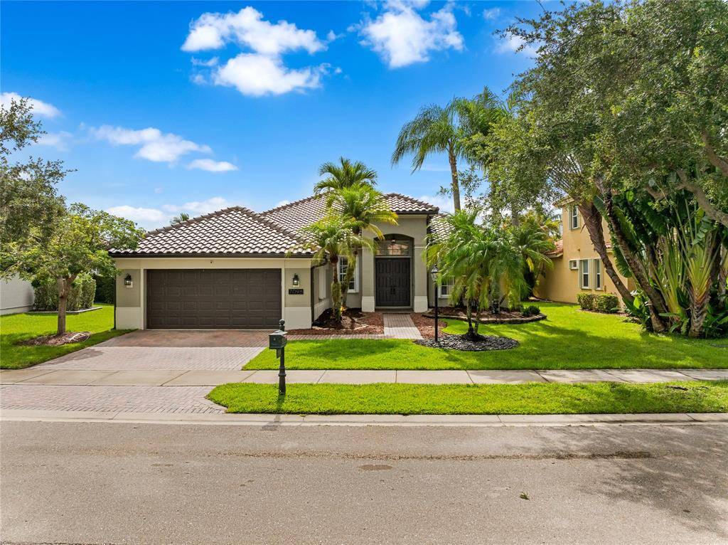7098 NW 111th Ter, Parkland, FL 33076