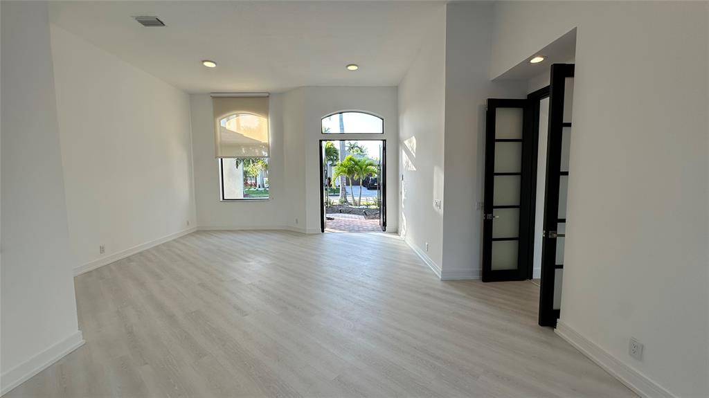 Weston, FL 33327,2550 Jardin Ter