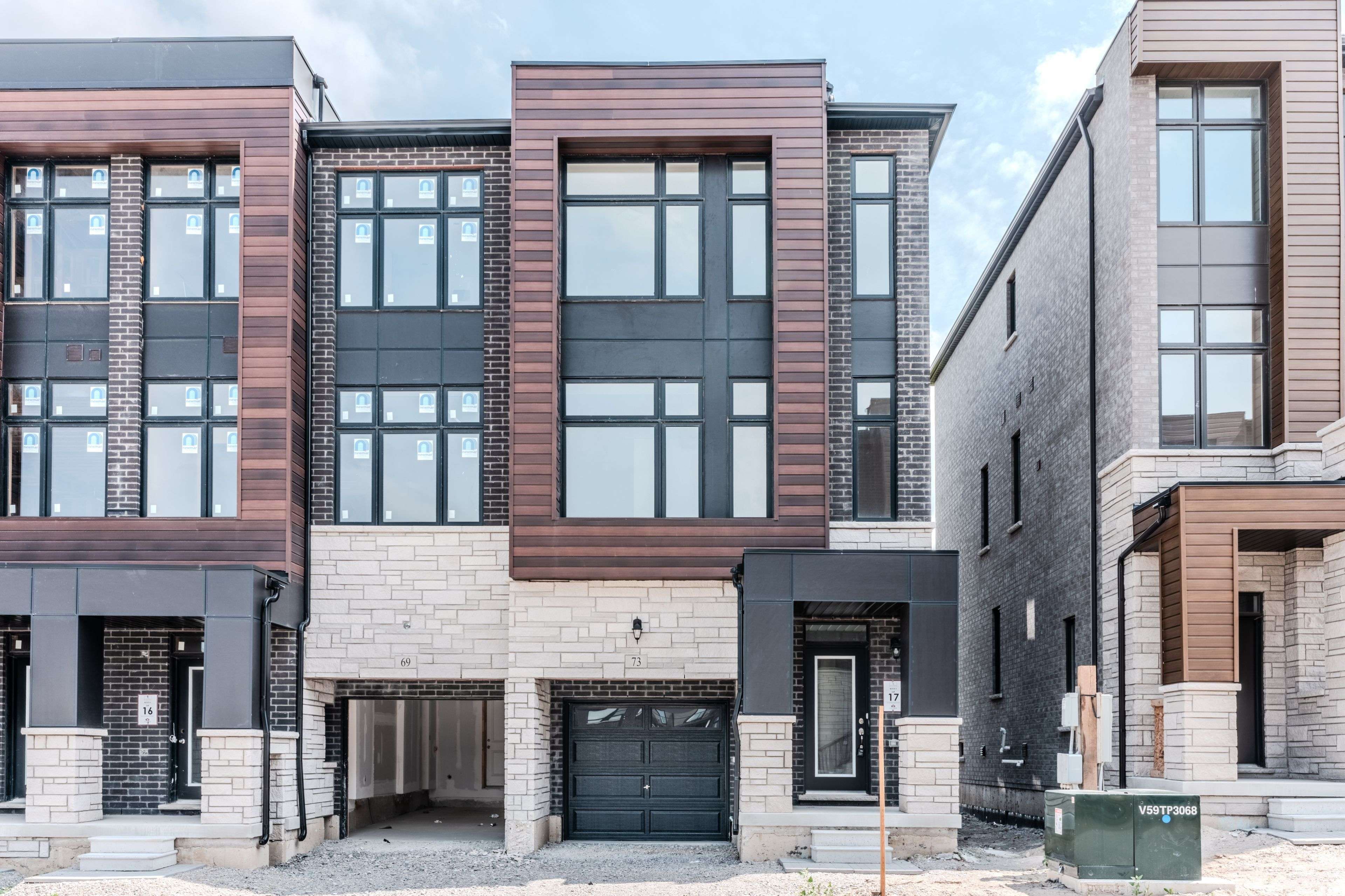 Vaughan, ON L4L 1A7,73 Divadale RD