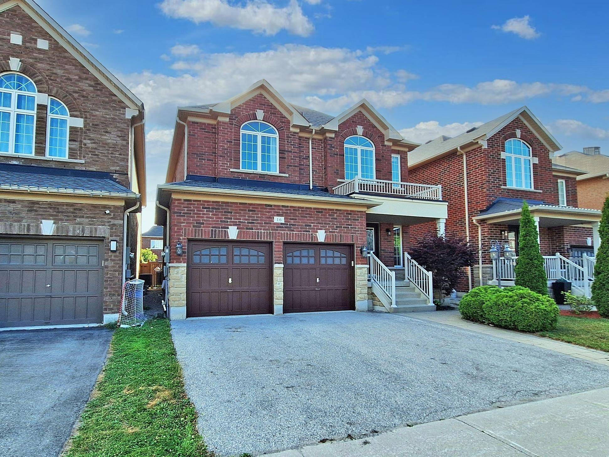 Bradford West Gwillimbury, ON L3Z 0K1,16 Naylor DR