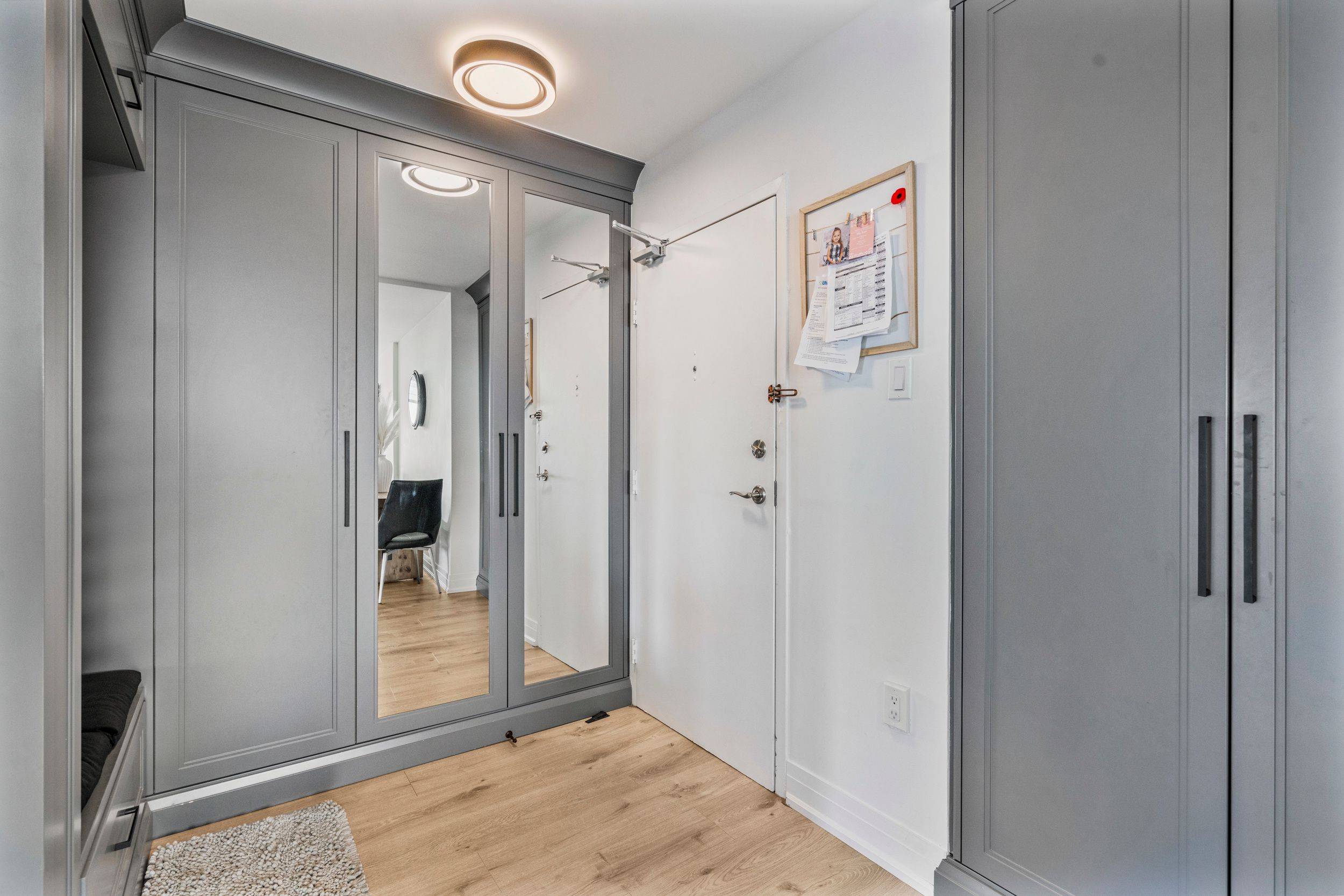 Mississauga, ON L4Z 1H4,355 Rathburn RD E #701