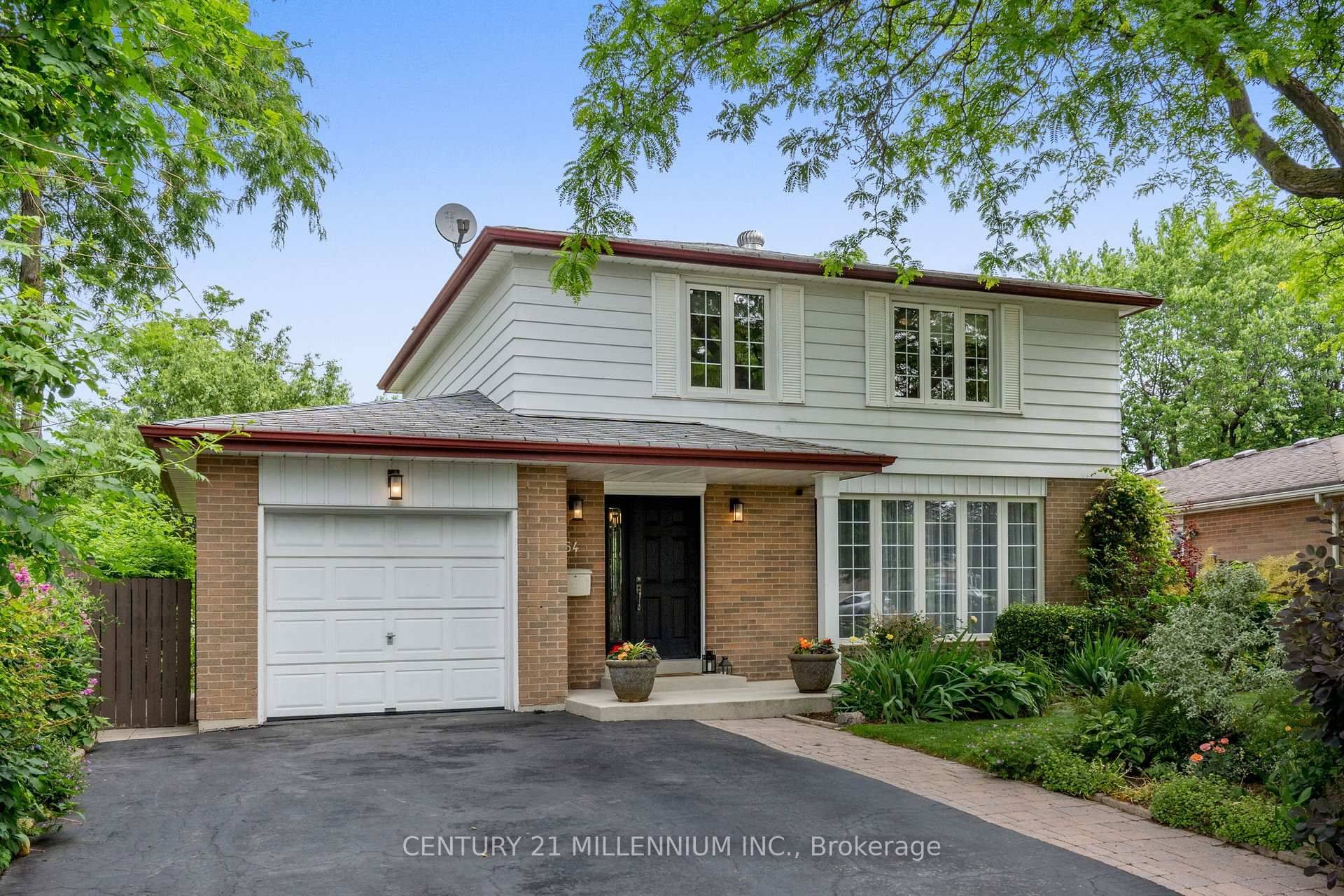 64 Brookland DR, Brampton, ON L6T 2M5