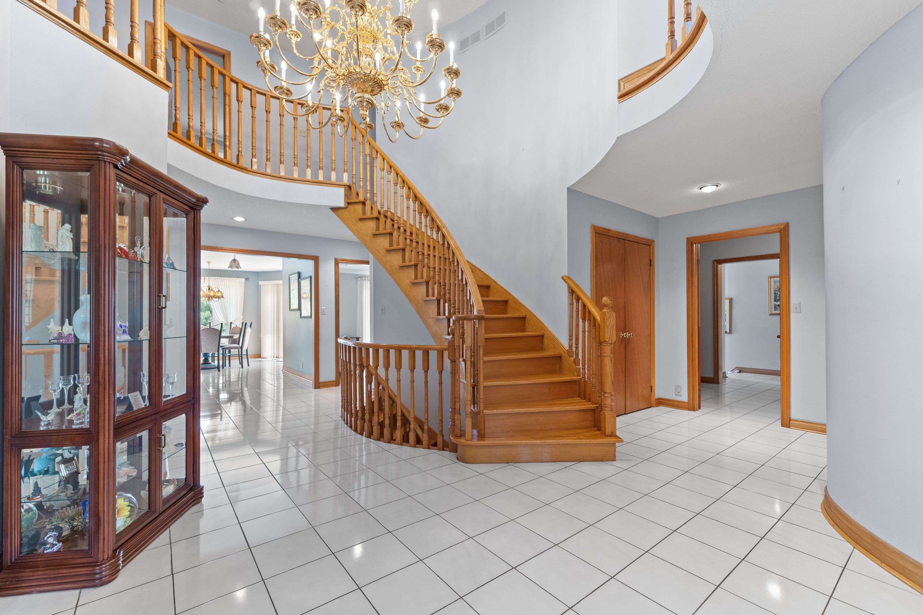 Brampton, ON L6P 0C7,8 Ryckman LN