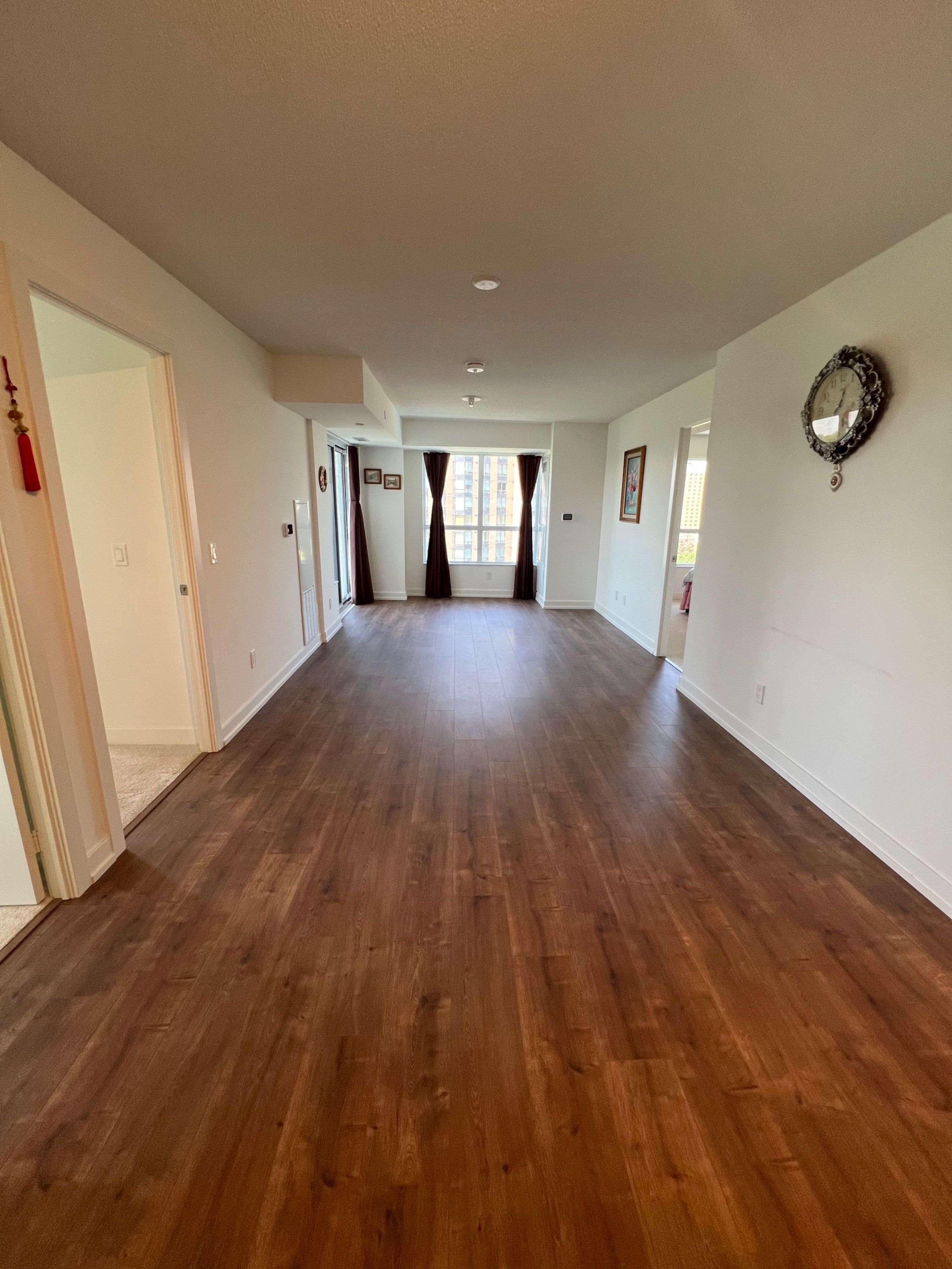 Toronto W04, ON M9N 0B6,10 Wilby CRES #906