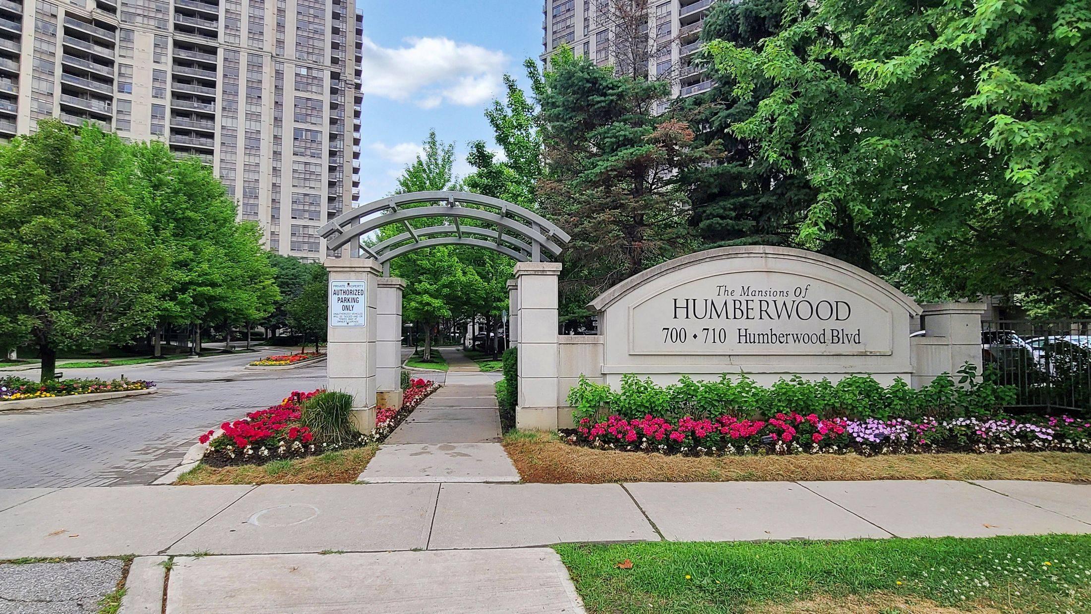 710 Humberwood BLVD #GL4, Toronto W10, ON M9W 7J5