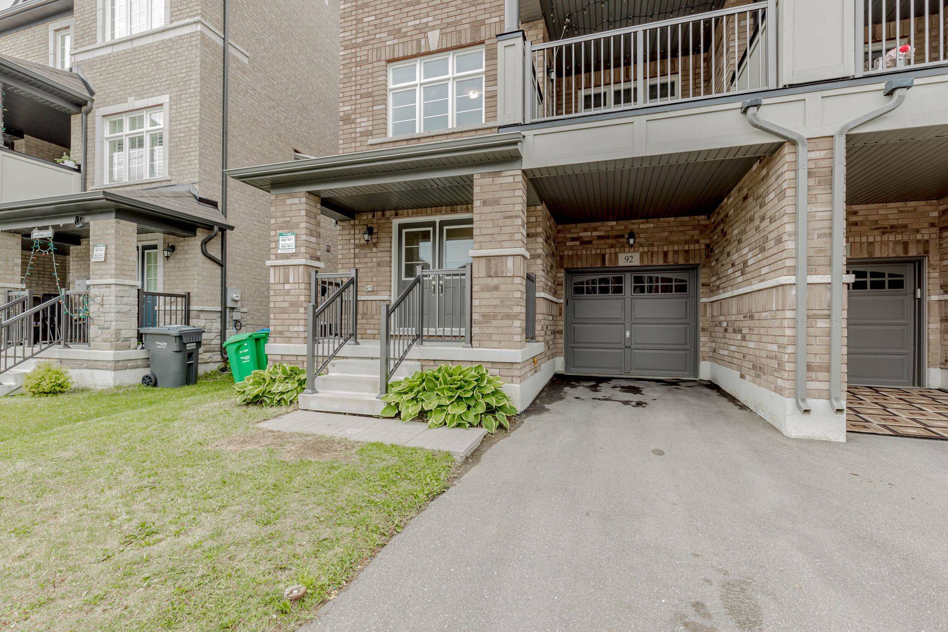 Caledon, ON L7C 4H4,92 Deer Ridge TRL