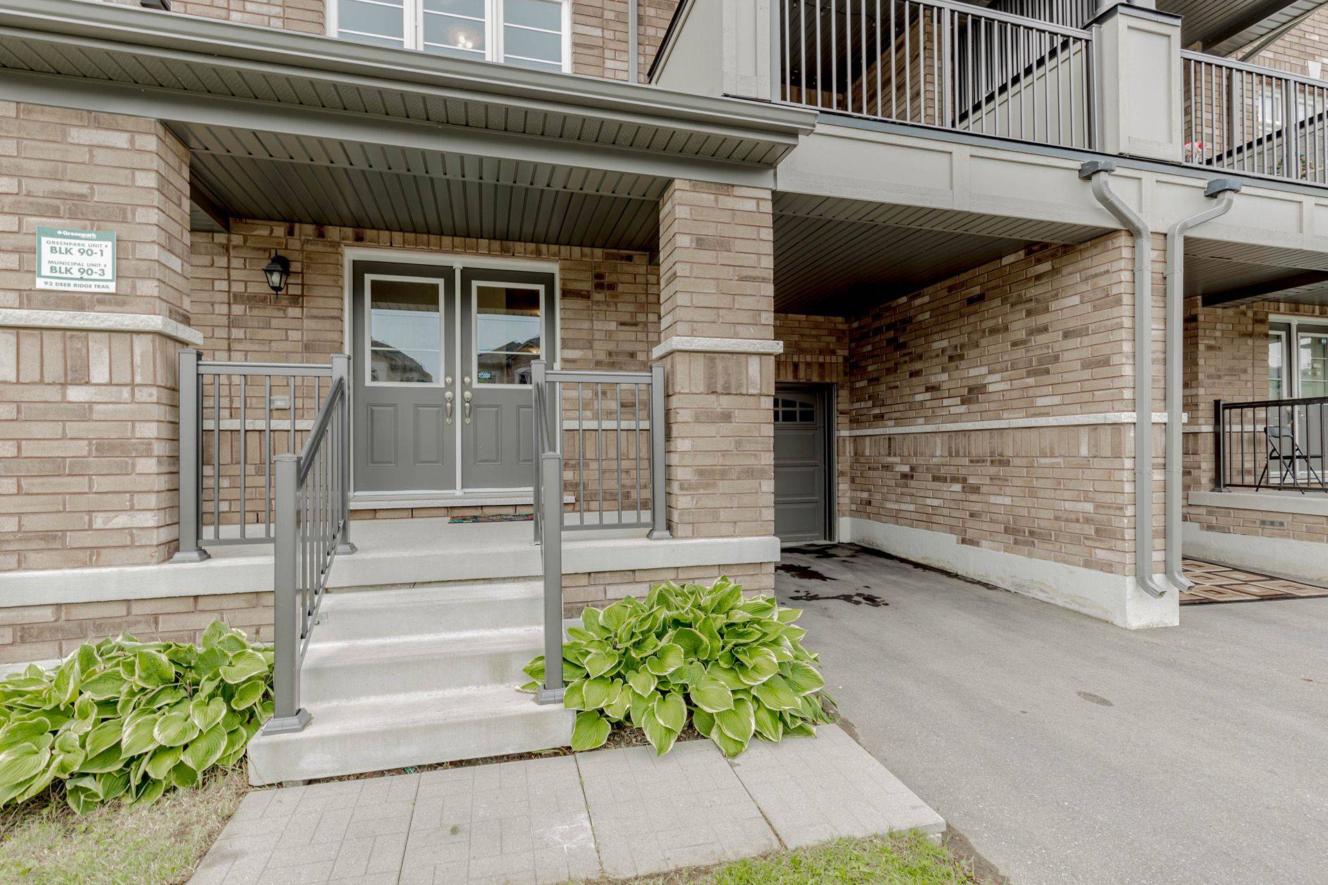Caledon, ON L7C 4H4,92 Deer Ridge TRL