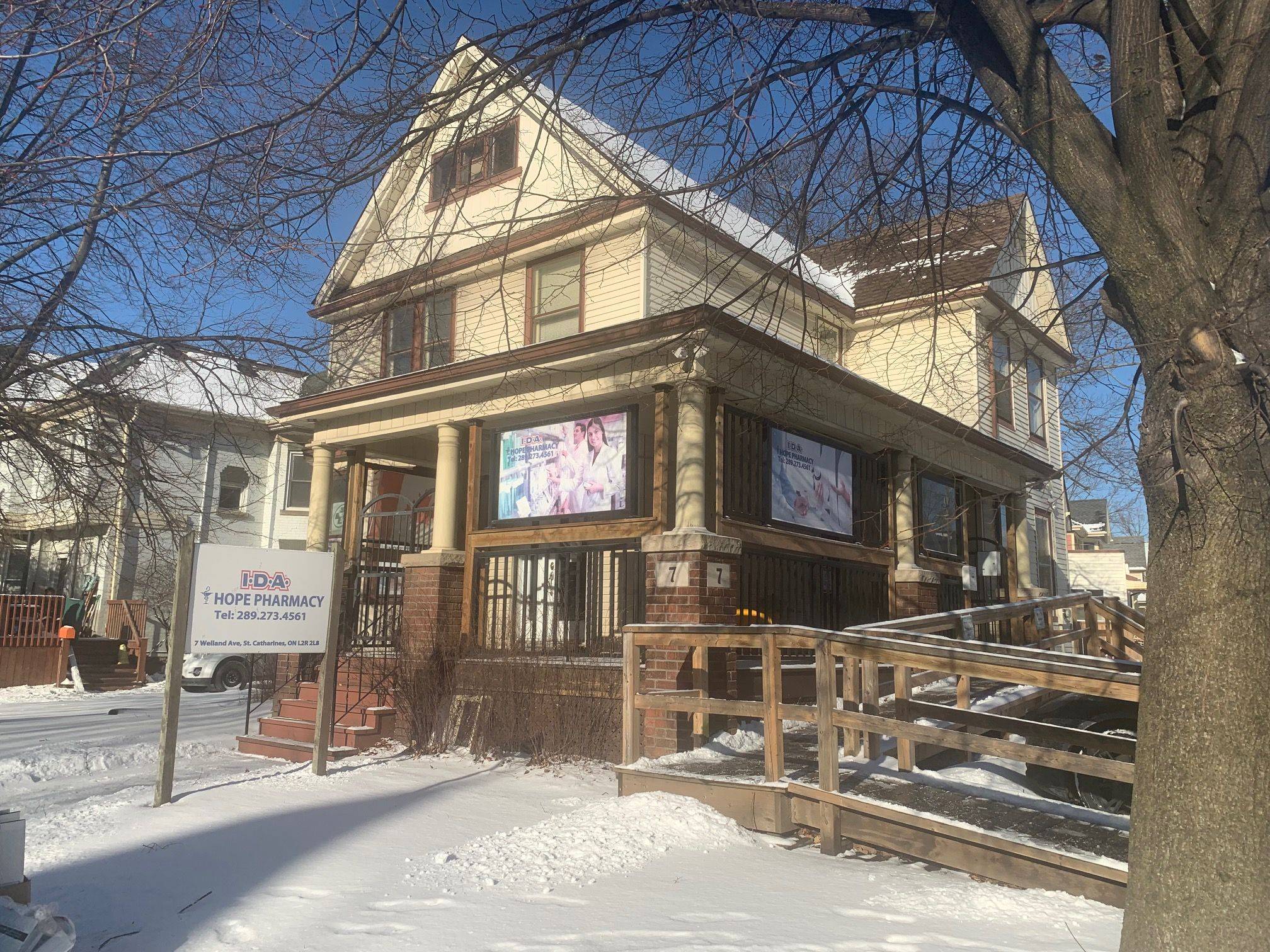 7 Welland AVE, St. Catharines, ON L2R 2L8