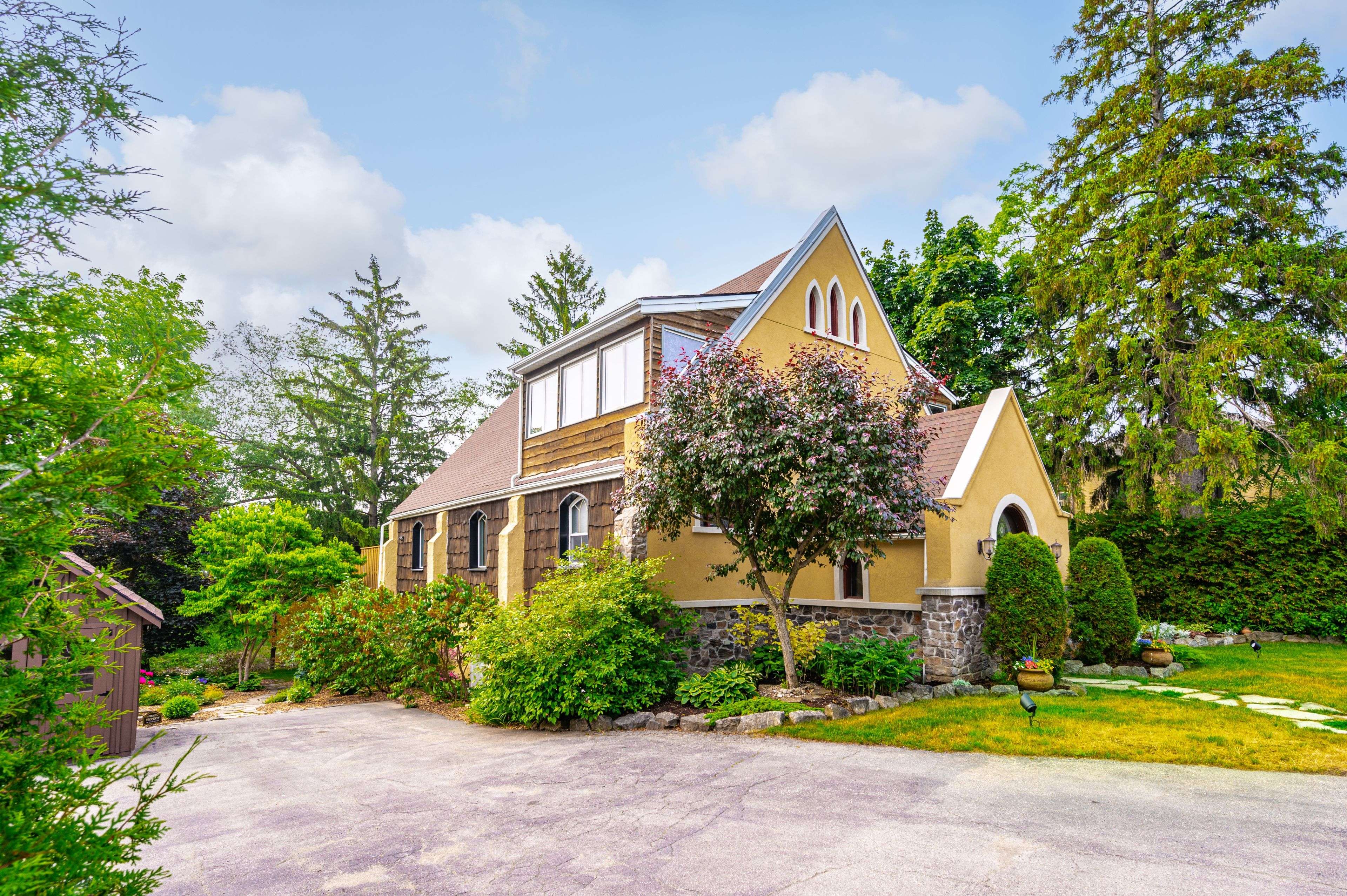 230 St Andrew ST E, Centre Wellington, ON N1M 1R1