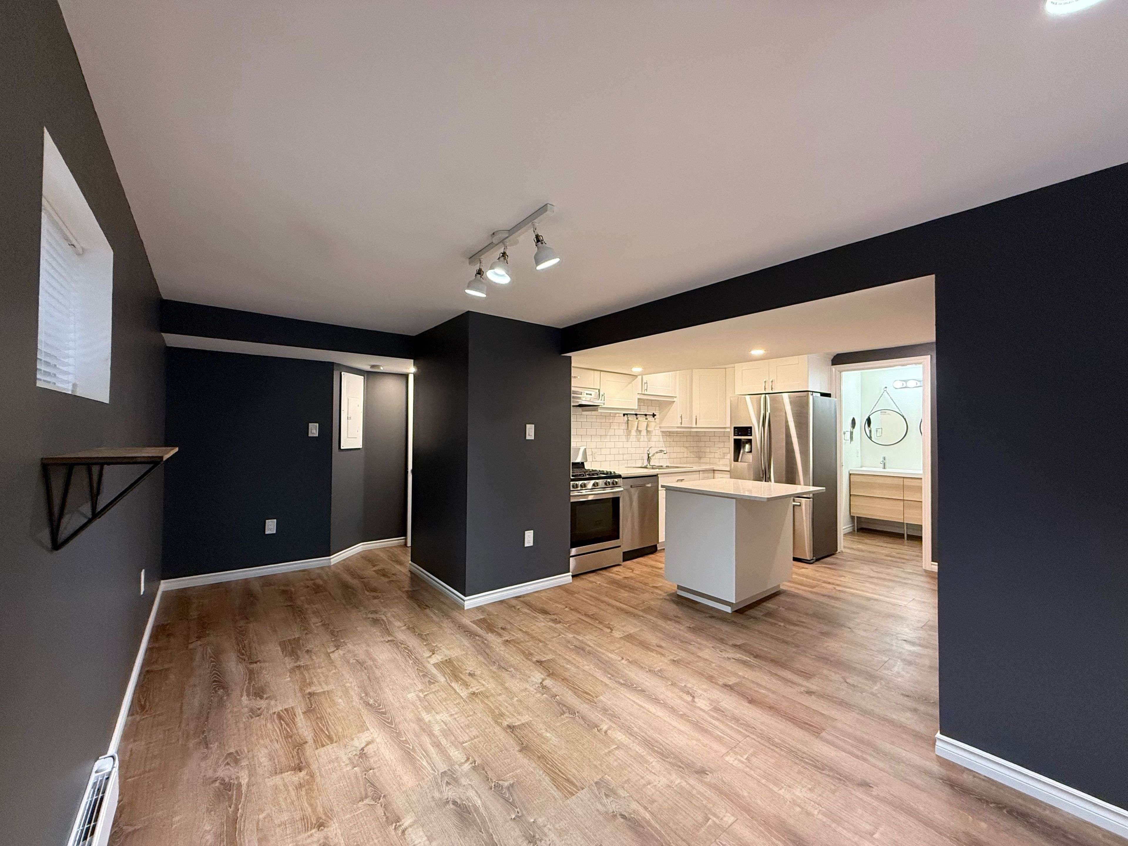 Kitchener, ON N2R 0B2,703 Robert Ferrie DR