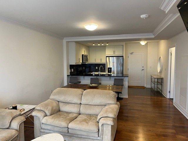 London East, ON N6A 2S2,505 TALBOT ST #1605
