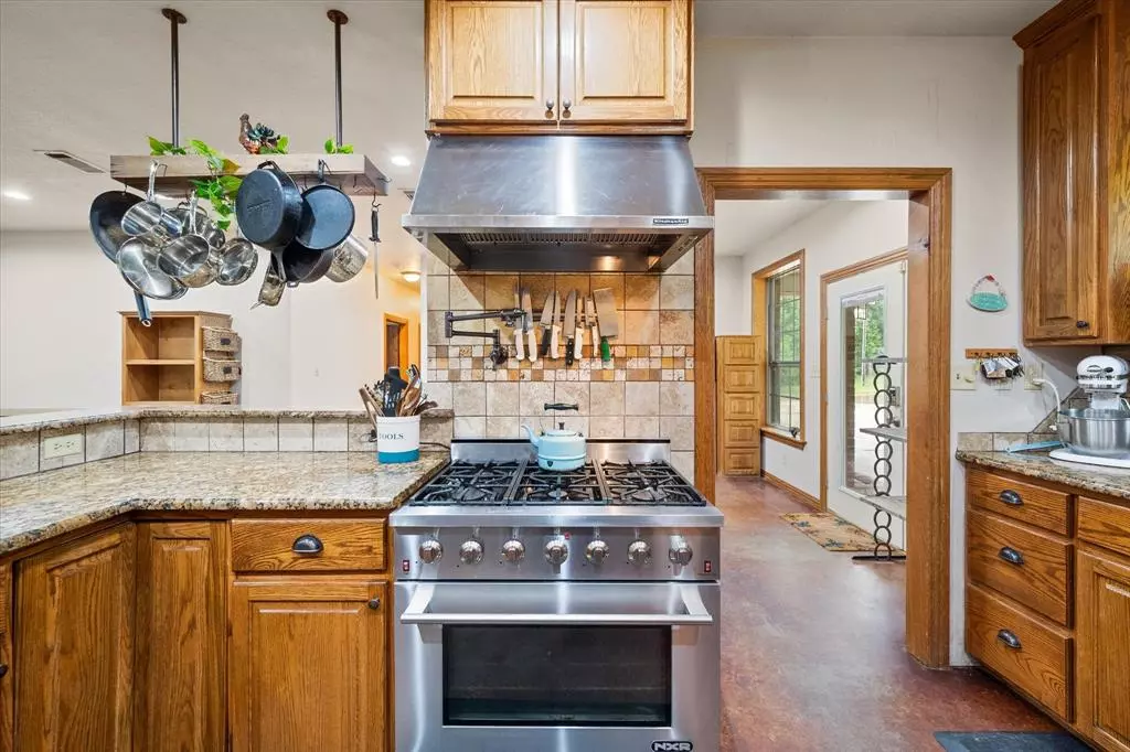 Streetman, TX 75859,15050 SE CR 2350