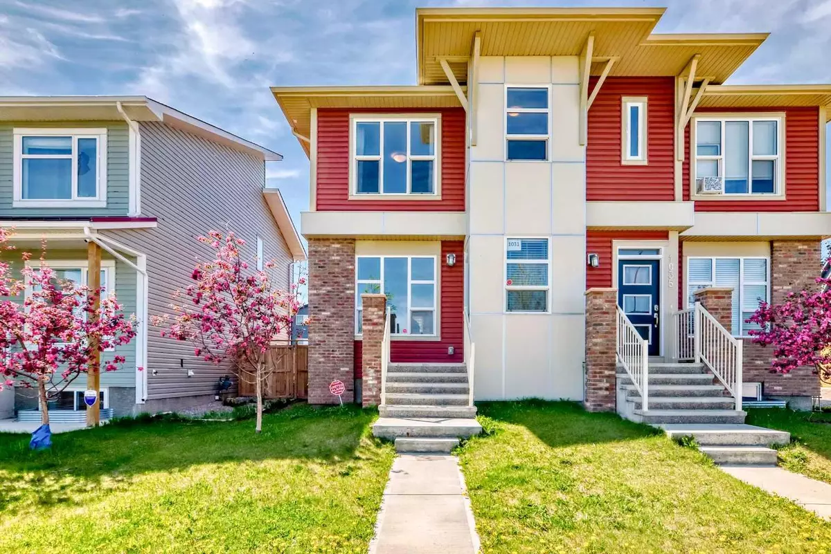 Calgary, AB T3P 1N8,1031 Livingston WAY Northeast