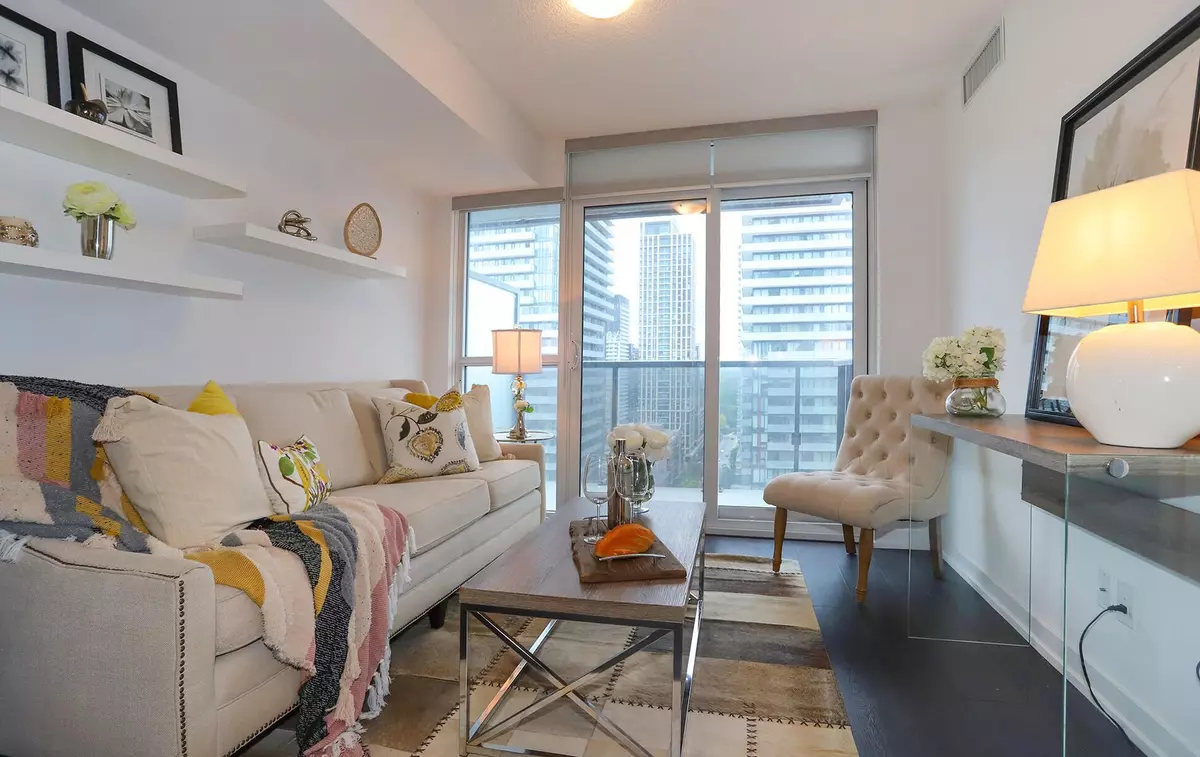 Toronto C10, ON M4S 0B5,125 Redpath AVE #1804