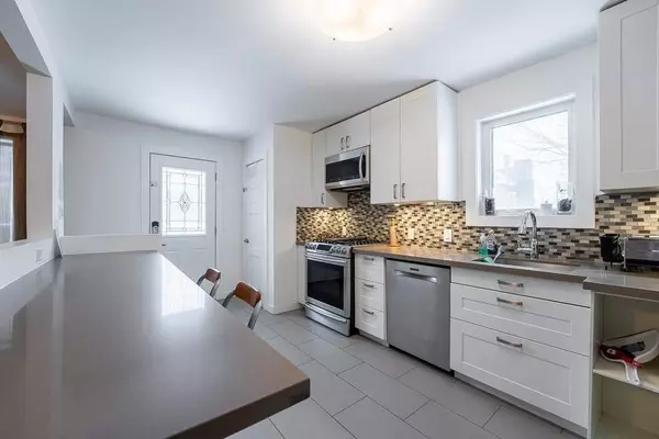 Toronto E03, ON M4K 2T5,1277 Broadview AVE #Main