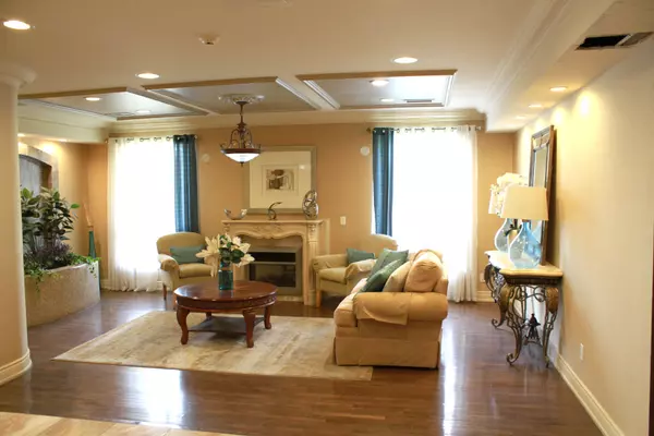 Vaughan, ON L4J 9K1,1 Maison Parc CT #502