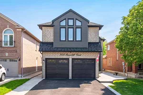 5448 Razorbill CT, Mississauga, ON L5V 2C9