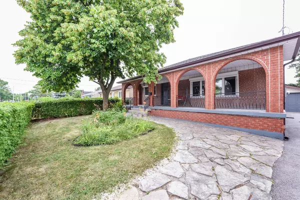3331 Etude DR, Mississauga, ON L4T 1T4
