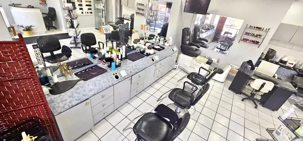 Mississauga, ON L5C 1K7,833 Westlock RD #5