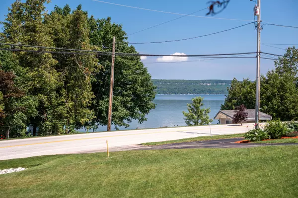 Georgian Bluffs, ON N0H 2T0,502230 Grey Road 1 RD
