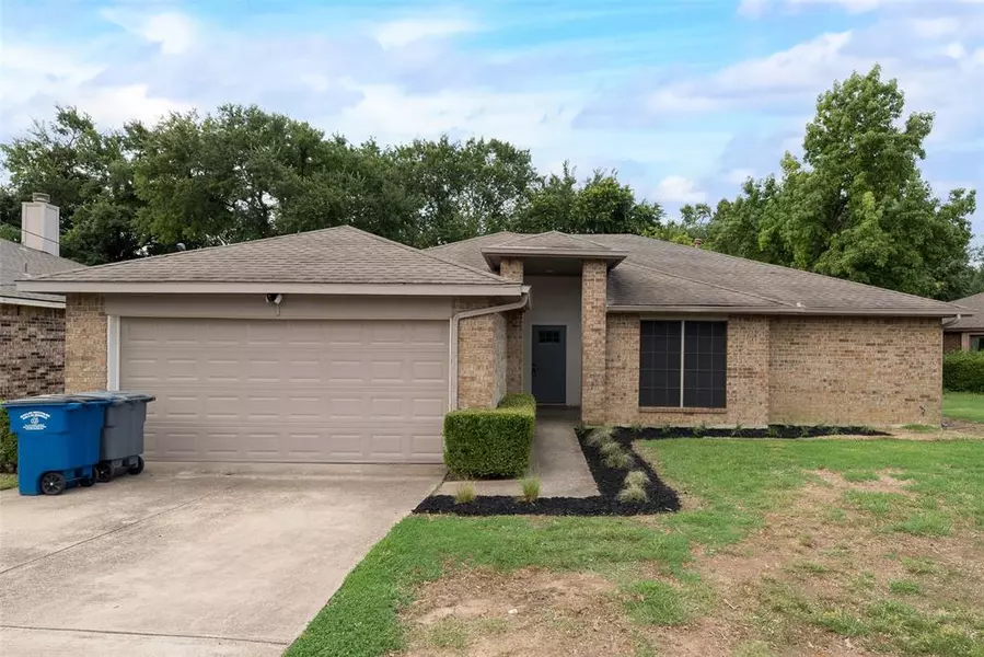 5048 Hollow Ridge Road, Dallas, TX 75227