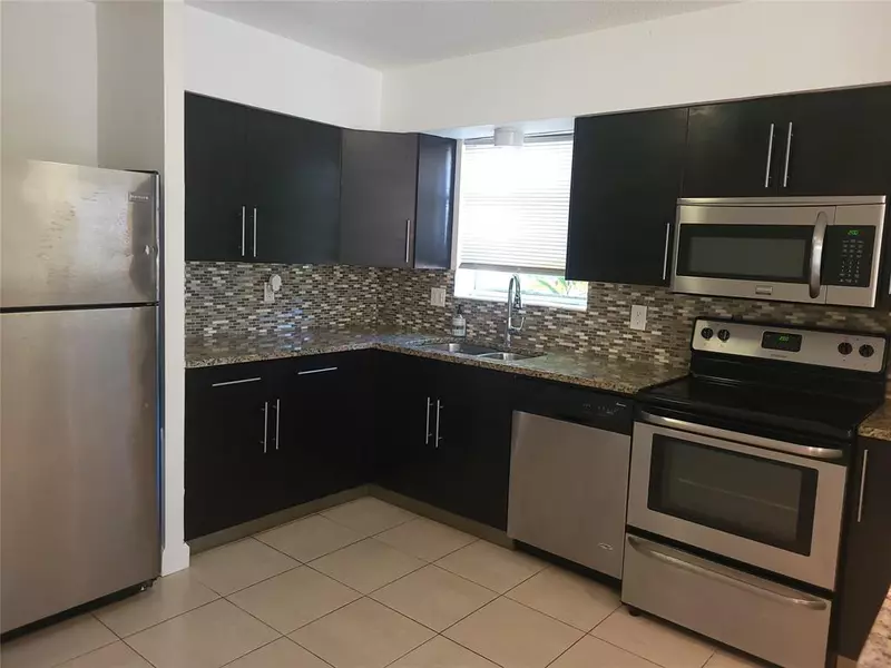 2500 SW 18th Ter #5, Fort Lauderdale, FL 33315