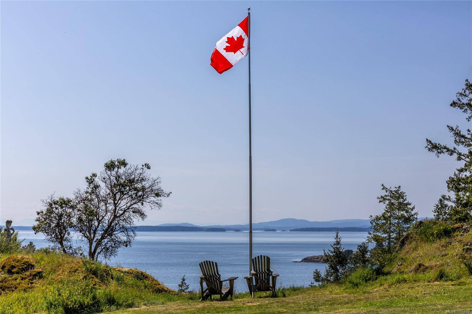 8968 Gowlland Point Rd, Pender Island, BC V0N 2M3