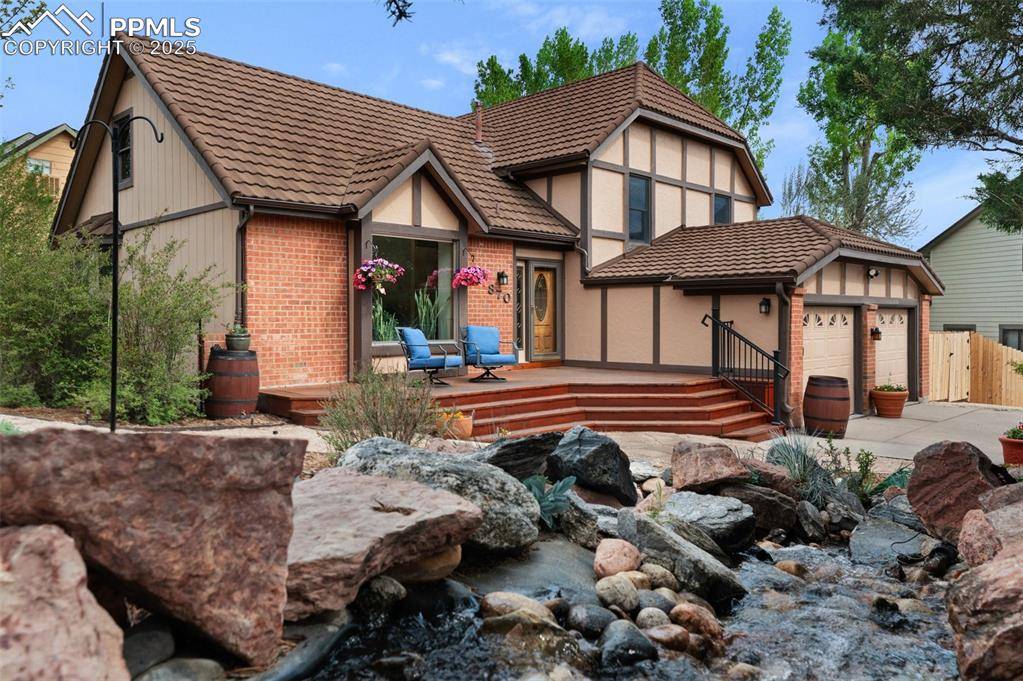 870 N Grey Eagle CIR, Colorado Springs, CO 80919