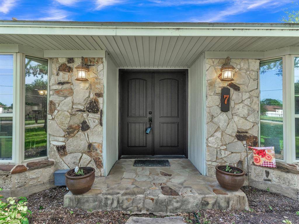 Hickory Creek, TX 75065,7 Hickory Street