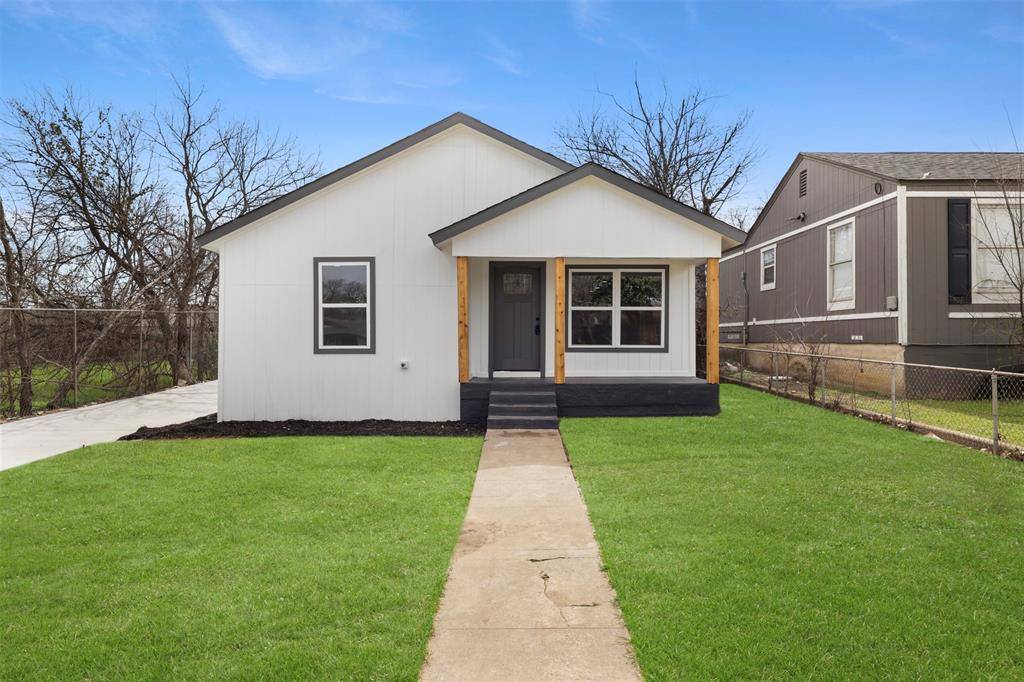 5629 Curzon Avenue, Fort Worth, TX 76107