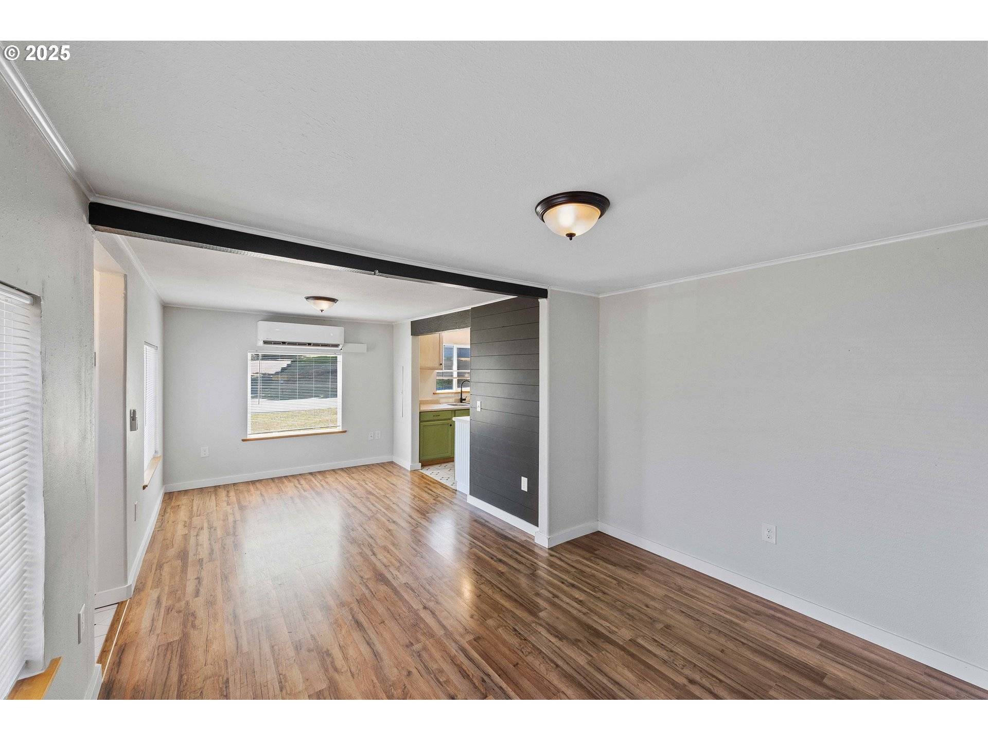 Coos Bay, OR 97420,483 WHITTY ST