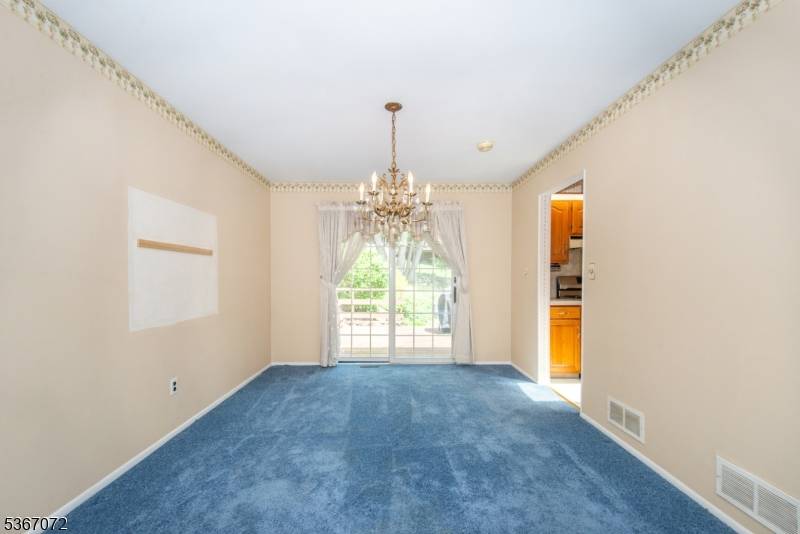 Wayne Twp., NJ 07470,15 Coventry Rd