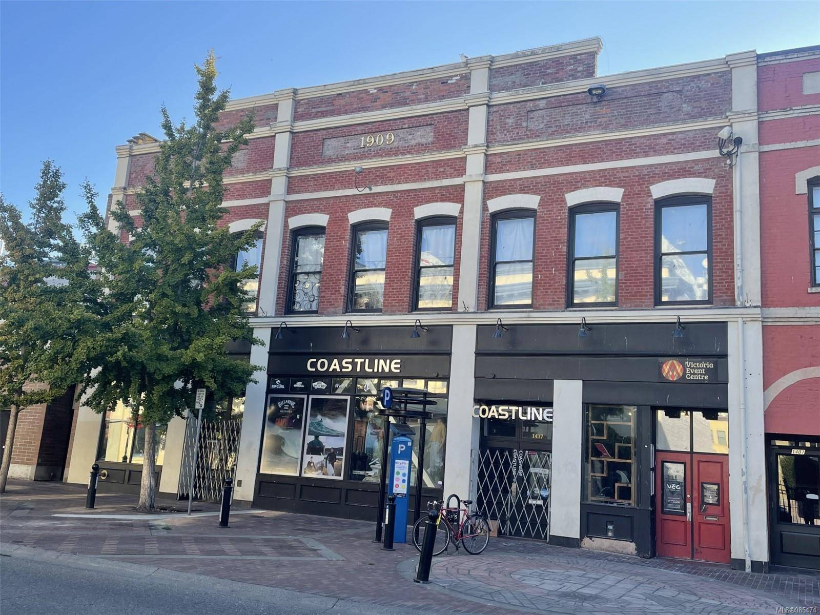 Victoria, BC V8W 2B2,1415 Broad St