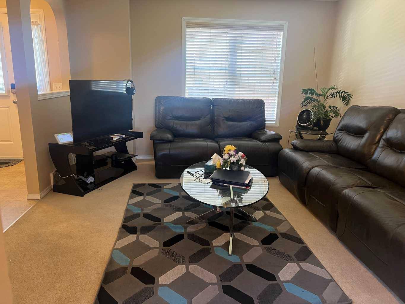 Calgary, AB T3J 0J6,79 Saddlebrook Common NE