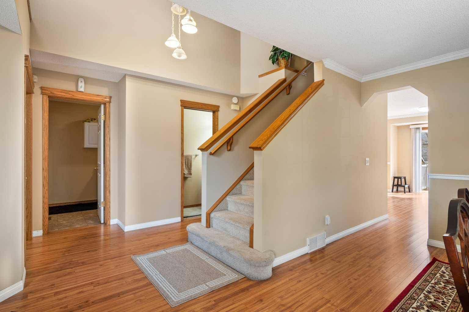 Calgary, AB T2Y 3M2,55 Somercrest GRV Southwest